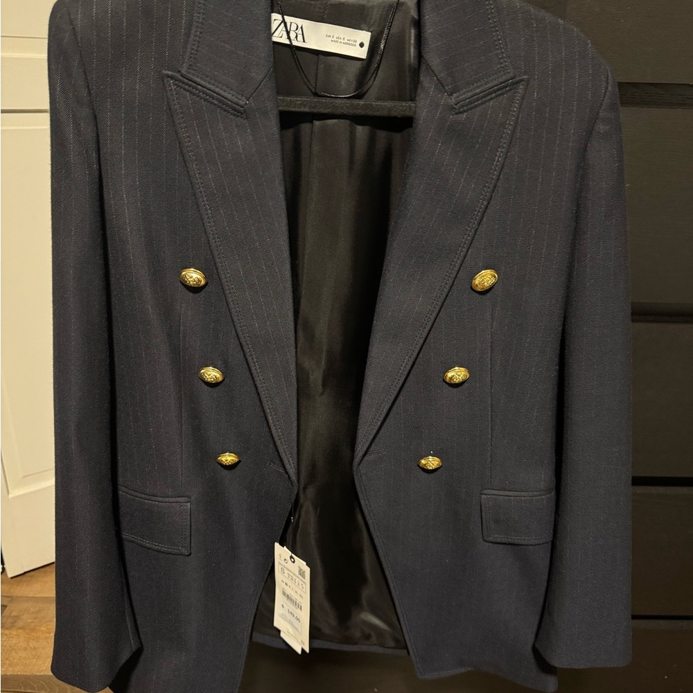 Zara Women’s Navy Blazer